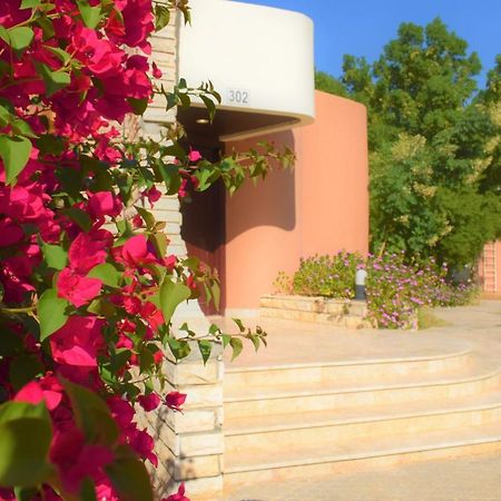 One To One Hotel & Resort Ain Al Faida Аль-Айн Екстер'єр фото